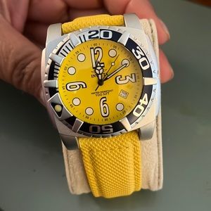 Mens watch water resistant